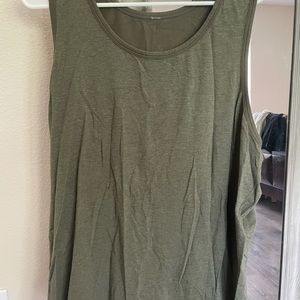 Lululemon Men’s Large Athletic Tank Tops.